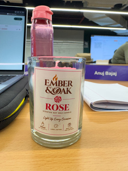 120 ml Rose scented candle
